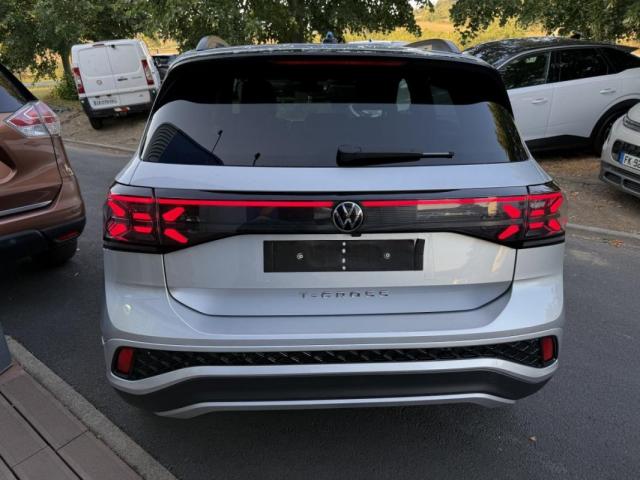Volkswagen T-Cross image 2