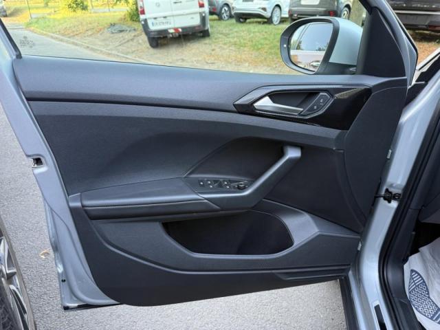 Volkswagen T-Cross image 8