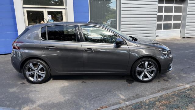 Peugeot 308 image 3