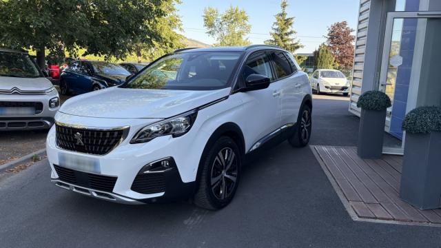 Peugeot 3008 image 2
