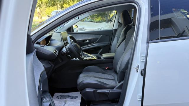 Peugeot 3008 image 6