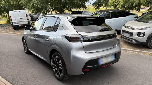 Peugeot 208 image 3
