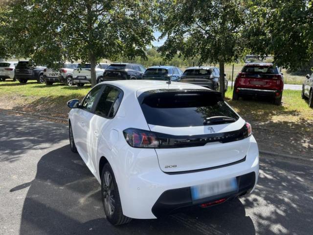 Peugeot 208 image 4
