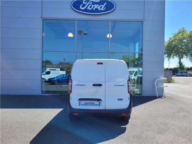 Ford Transit Courier image 1