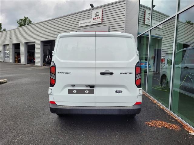 Ford Transit Custom image 6