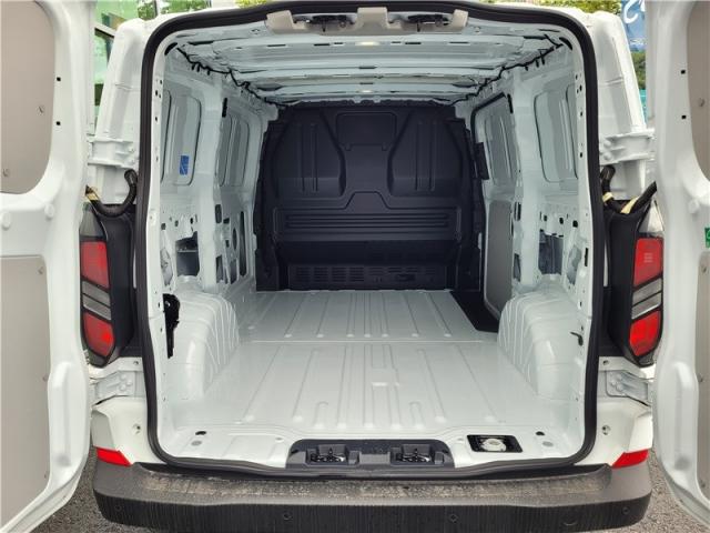 Ford Transit Custom image 3