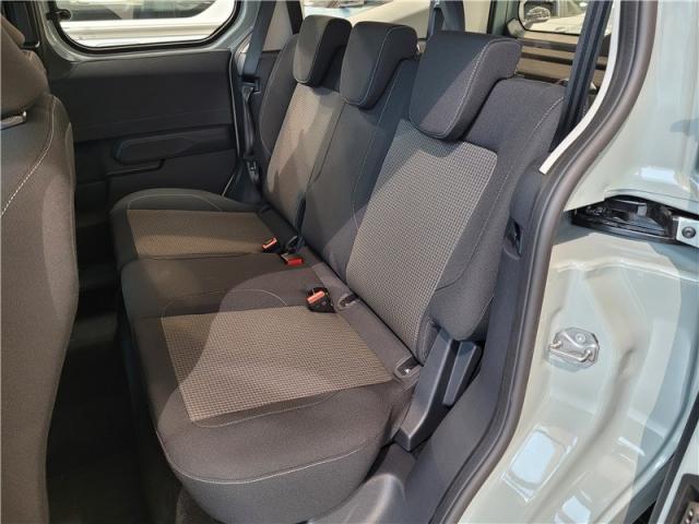 Ford Tourneo image 6