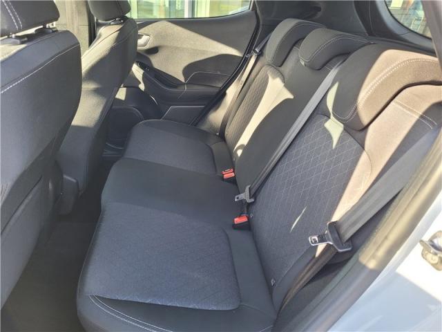 Ford Fiesta image 9