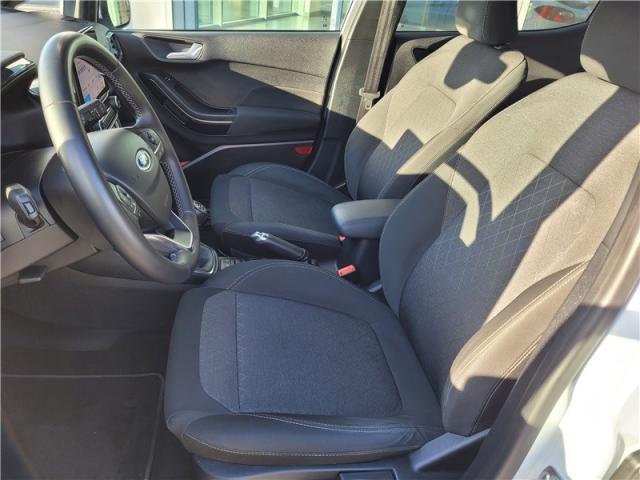 Ford Fiesta image 8