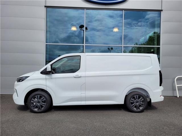Ford Transit Custom image 3