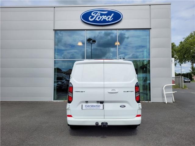 Ford Transit Custom image 8