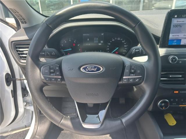 Ford Focus image 8