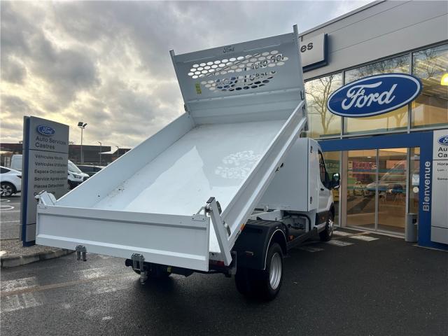 Ford Transit image 8