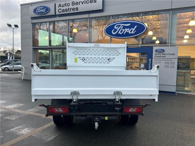 Ford Transit image 9