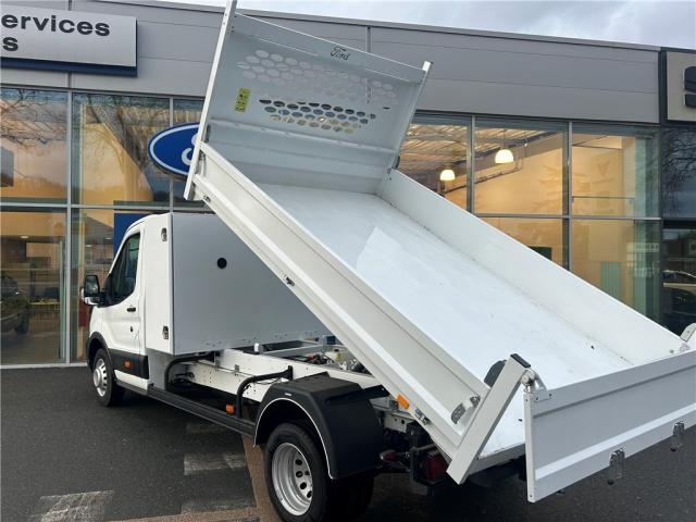 Ford Transit image 3