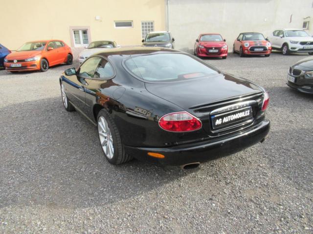 Jaguar Xkr image 2