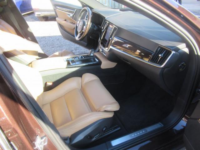 Volvo S90 image 2