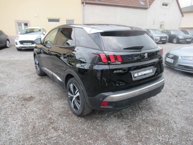 Peugeot 3008 image 2