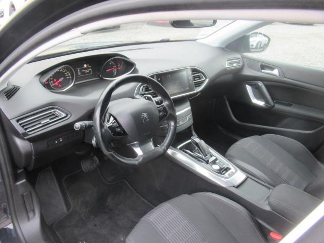Peugeot 308 image 9