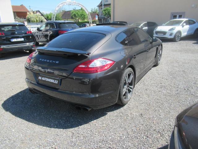 Porsche Panamera image 2