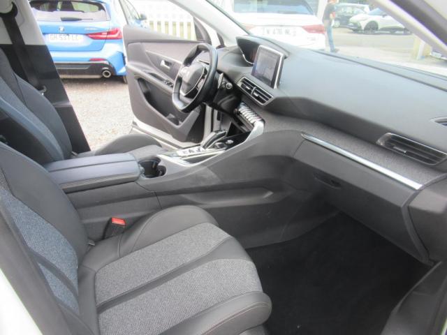 Peugeot 3008 image 4