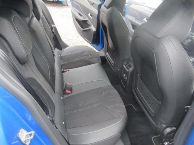 Peugeot 308 image 2