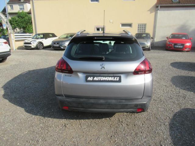 Peugeot 2008 image 9