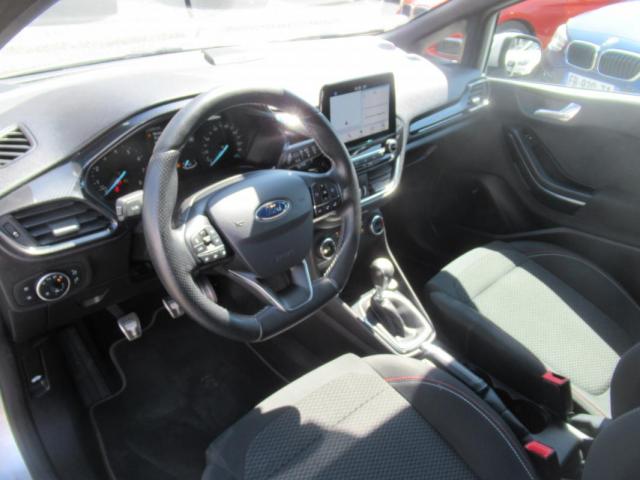 Ford Fiesta image 5