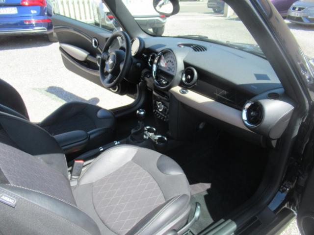 Mini Cooper image 9