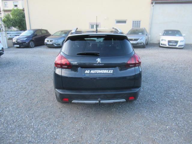 Peugeot 2008 image 8