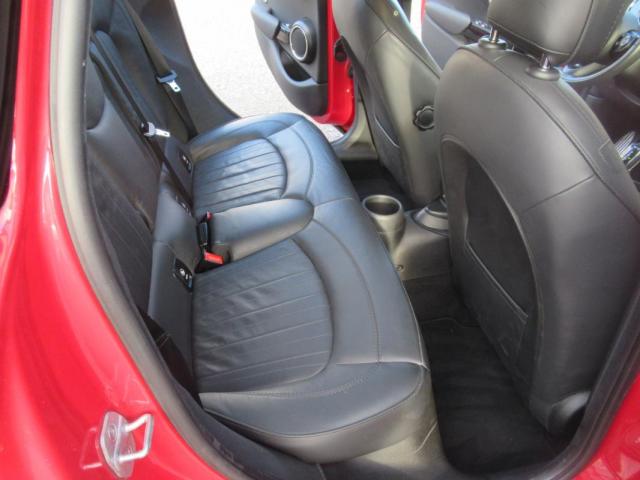 Mini Cooper S image 2