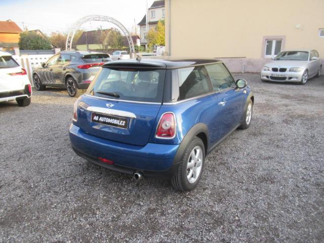 Mini Cooper image 1
