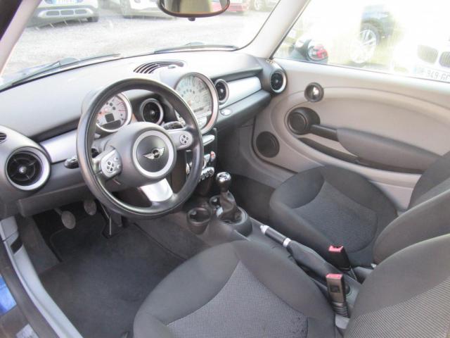 Mini Cooper image 6