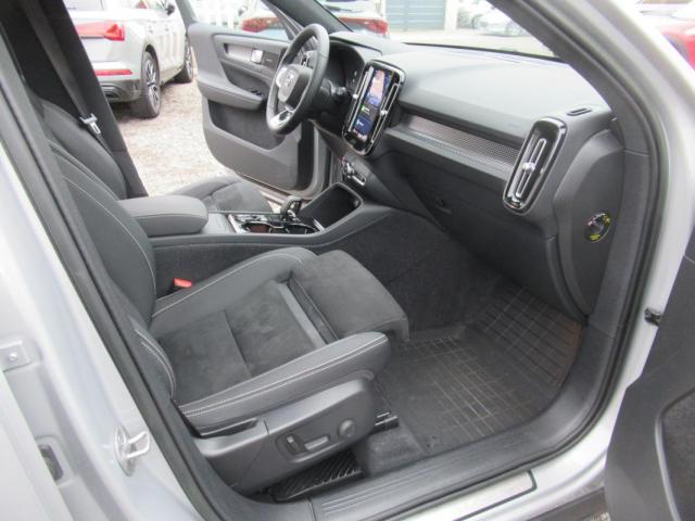Volvo Xc40 image 6