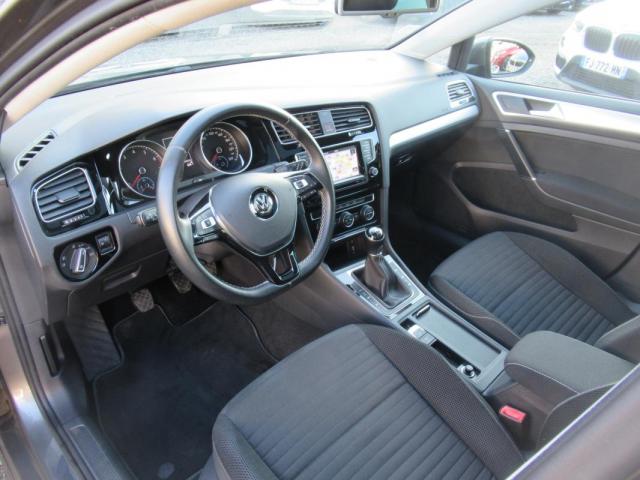 Volkswagen Golf image 8