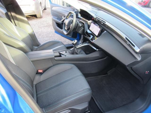 Peugeot 308 image 2