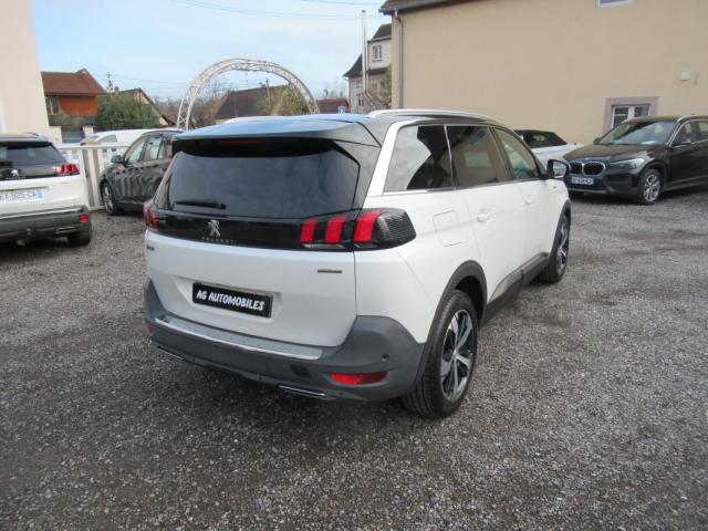 Peugeot 5008 image 8