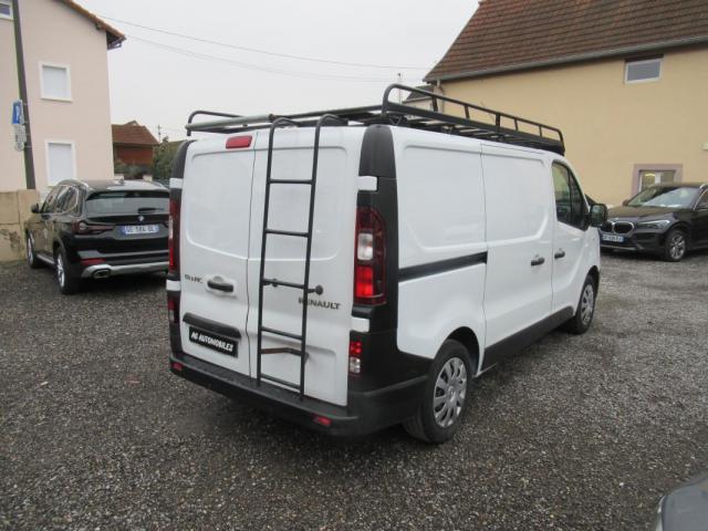 Renault Trafic image 1
