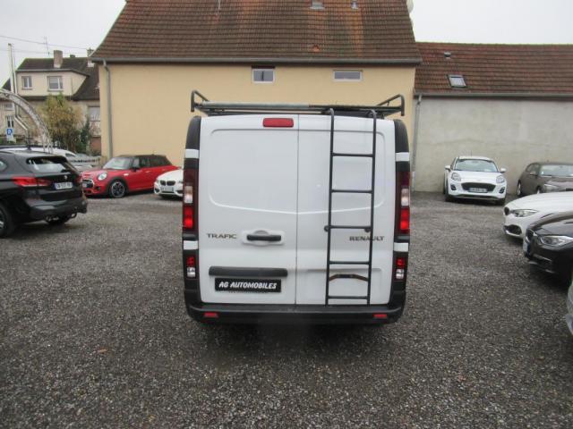 Renault Trafic image 9