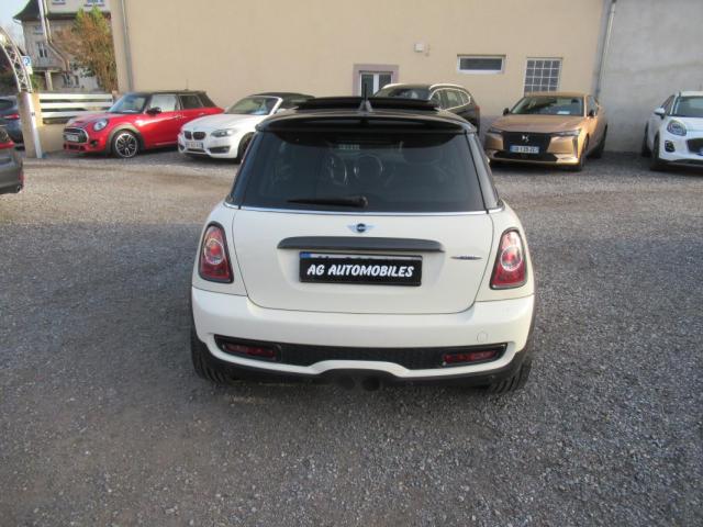 Mini John Cooper Works image 9