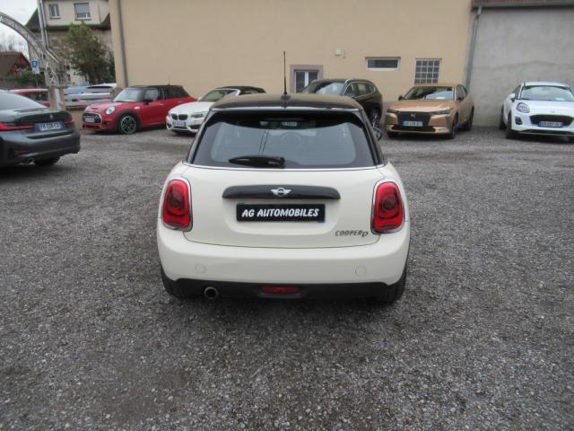 Mini Cooper D image 9