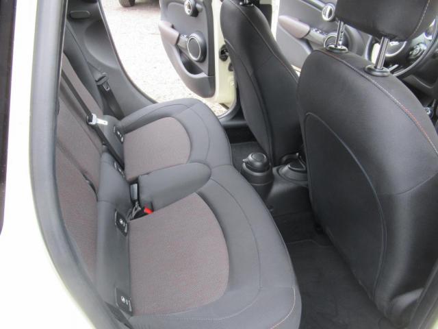 Mini Cooper D image 1