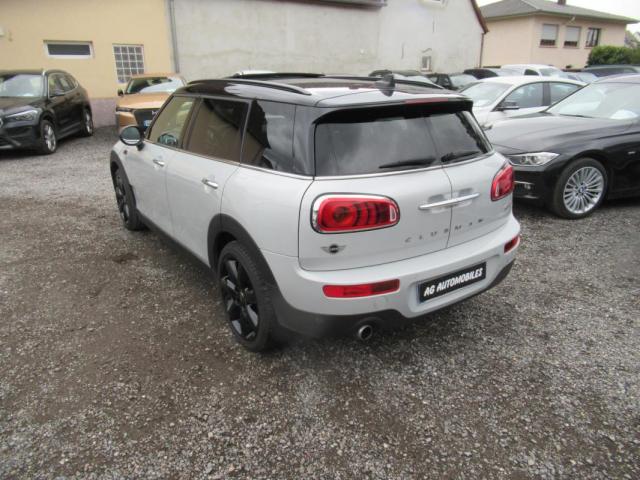 Mini Clubman image 2