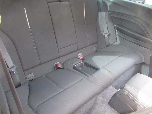 Bmw Serie 2 image 1
