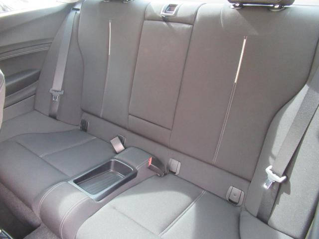 Bmw Serie 2 image 9