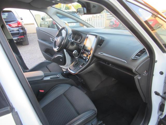 Renault Grand Scénic image 2