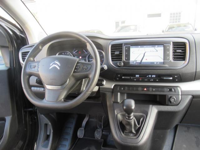 Citroen Jumpy image 1