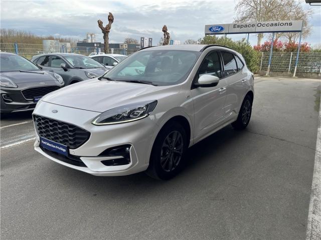 Ford Kuga image 9
