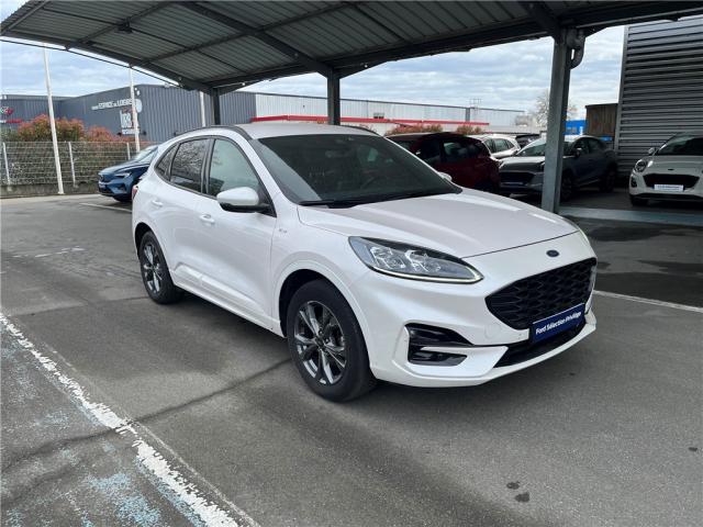 Ford Kuga image 1