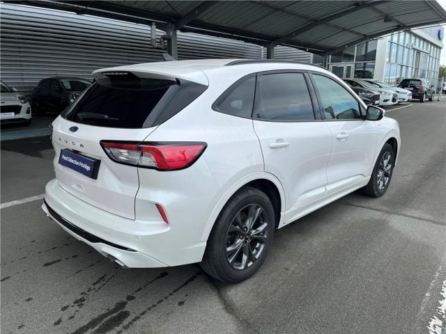 Ford Kuga image 7